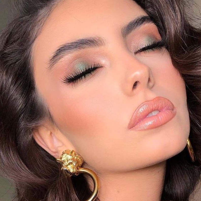 المكياج الأخضر للعروس لإطلالة جذابة ومن وحي اليوم الوطني السعودي