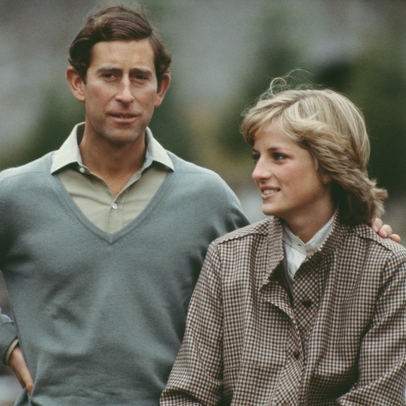 ما قصة "اختبار بالمورال" الذي كانت تطبقه الملكة إليزابيث الثانية على ضيوفها واجتازته الأميرة ديانا؟