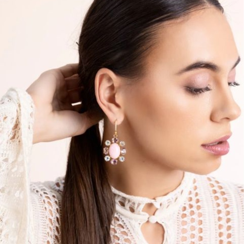 تعرّفي إلى أبرز الأحجار الكريمة الوردية كتحية للمرأة في شهر أكتوبر الوردي