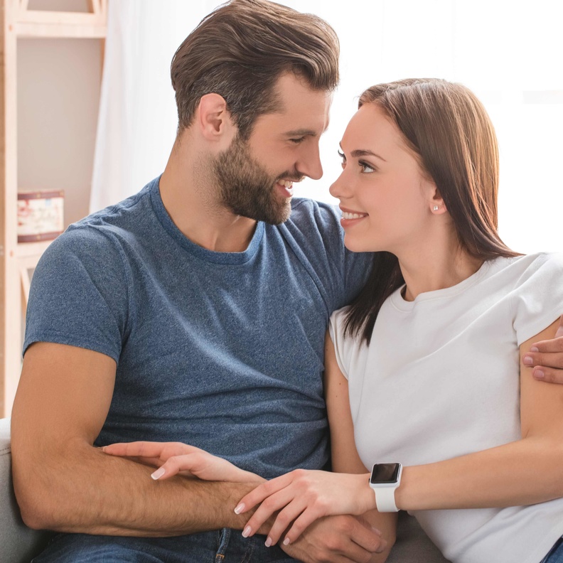 إن مشاركة شريك الحياة أحلامه يحفزه على تحقيقها بعزم وقوة إرادة