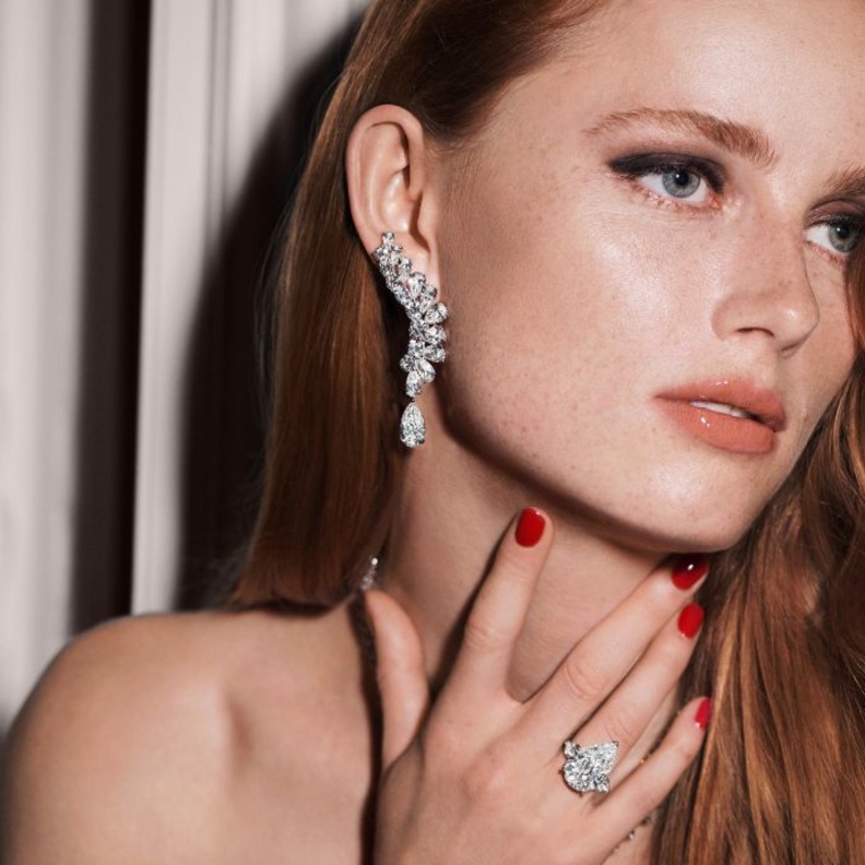 انتقوا أجمل هدايا الأعياد من مجوهرات غراف الراقية