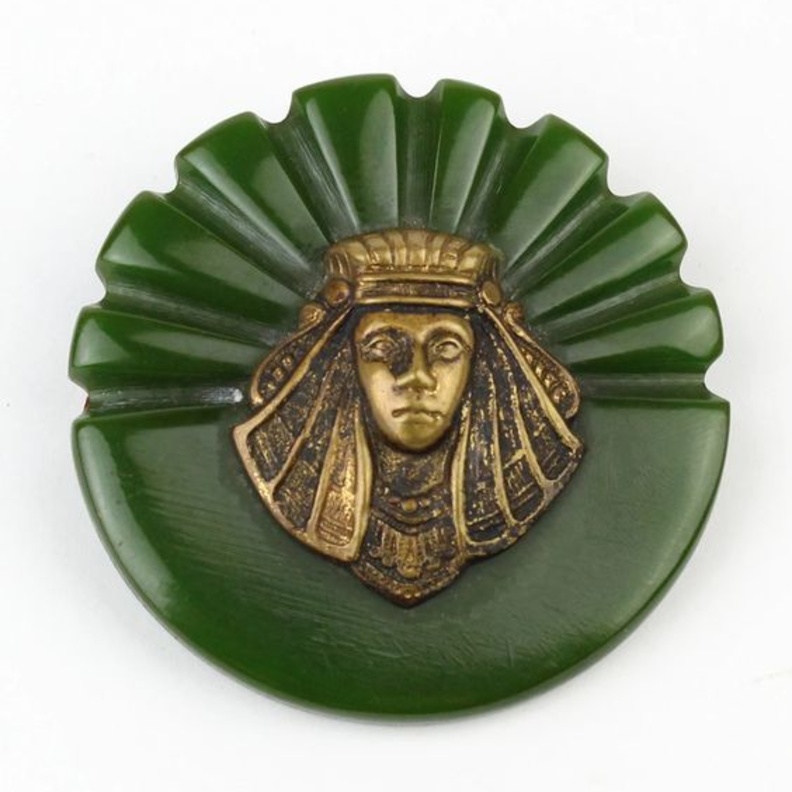 بروش أخضر فينتاج من الباكليت.