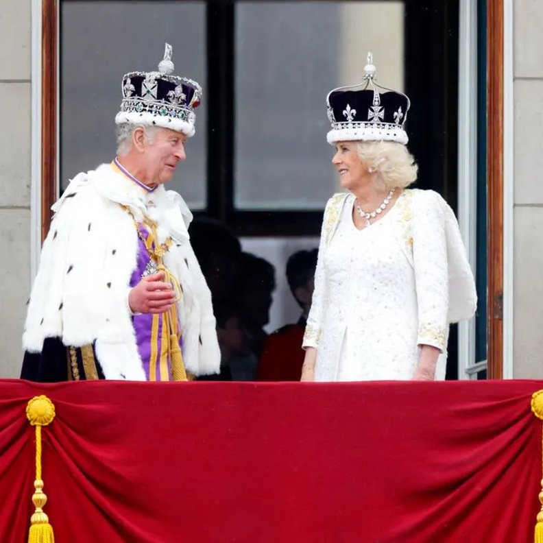 تعرفي على قصة مشاهدة الملك تشارلز لشبح في القصور الملكية