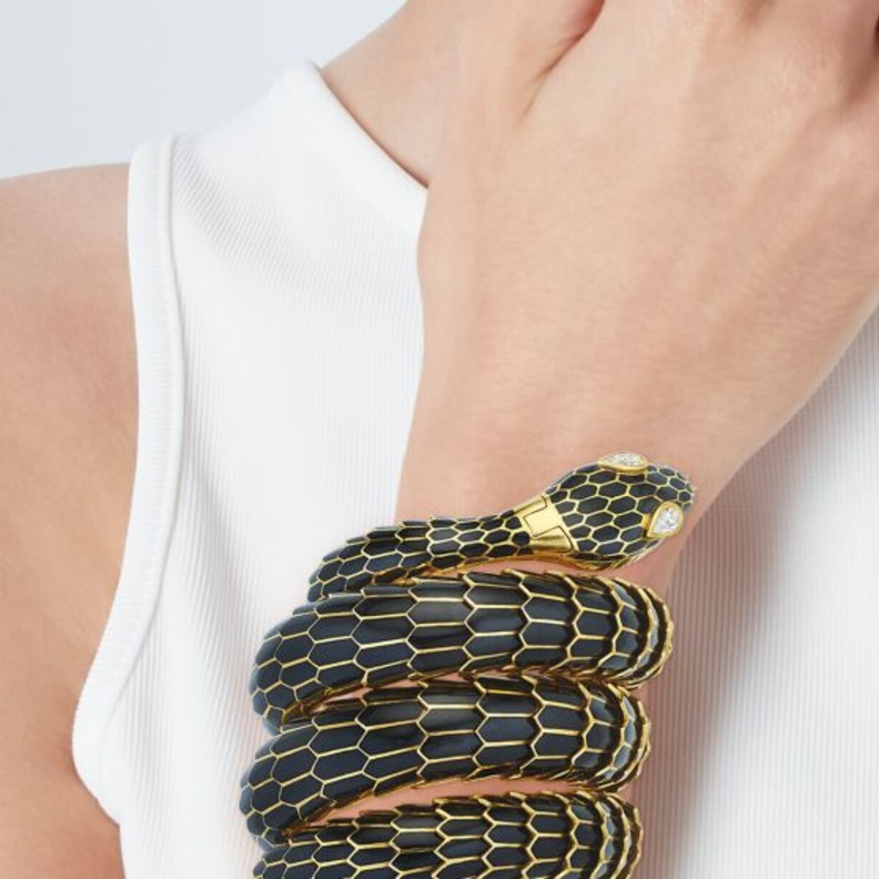 سوار سيربنتي من تصميم بولغري Bvlgari في ستينيات القرن الماضي - الصورة من كريستيز Christie's 