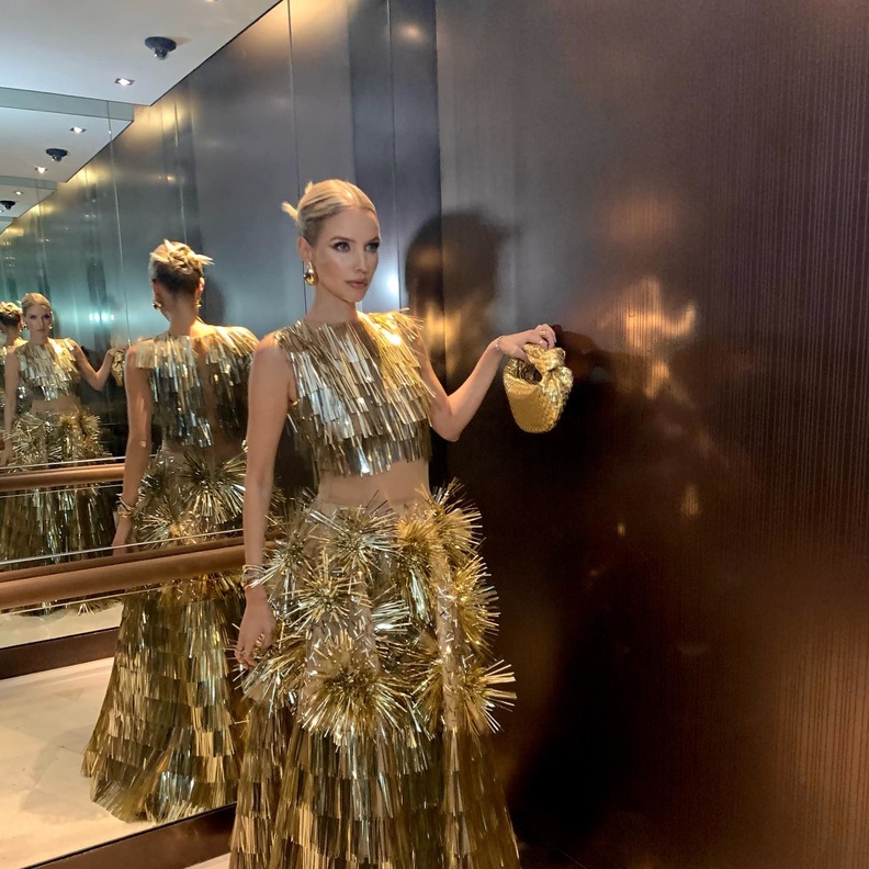 أبرز إطلالات نجمات السوشيال ميديا في أسبوع الموضة بالرياض