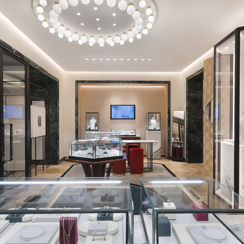 متجر بوشرون الجديد في الرياض في سنتريا مول