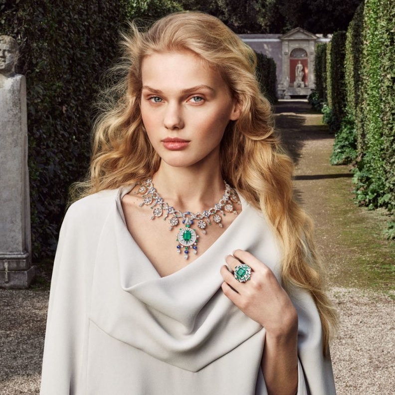 مجوهرات الجولة الكبرى لوحات فنية ابداعية من فان كليف أند أربلز