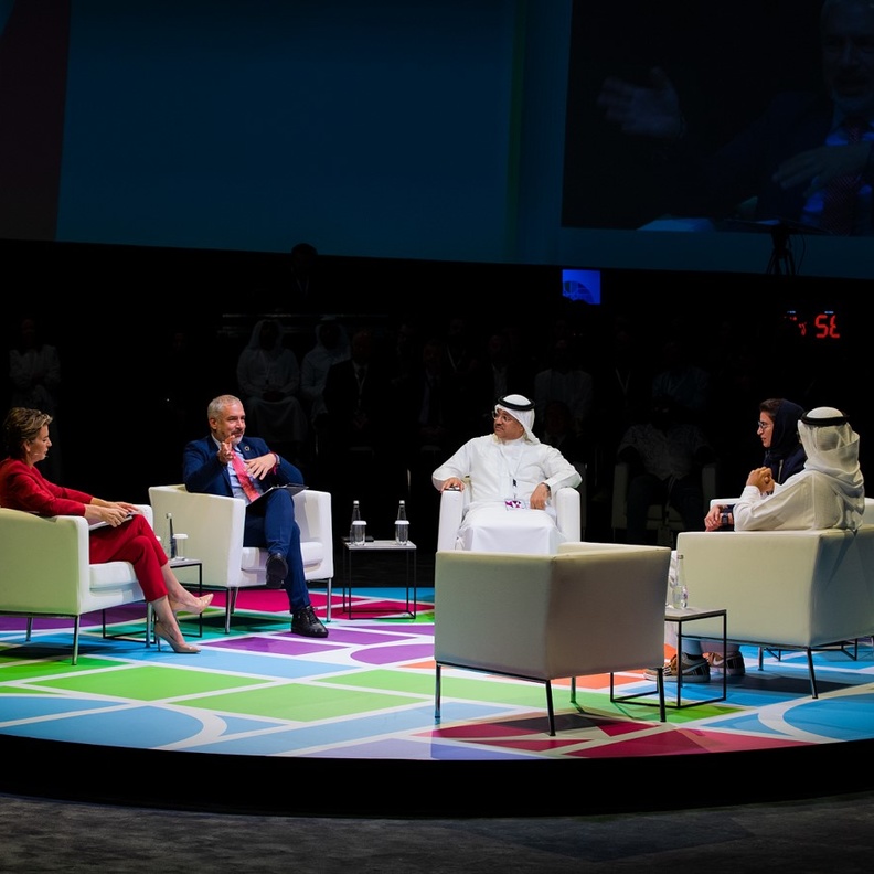 10 جلسات لا غنى عن حضورها في القمة الثقافية أبوظبي 2023