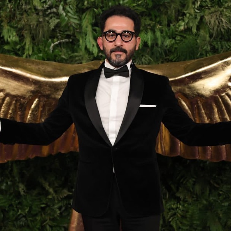 نجوم تأثروا مع أنس بوخش.. ما المواقف التي دفعتهم لإخراج مشاعرهم الرقيقة أمام الملايين؟ 