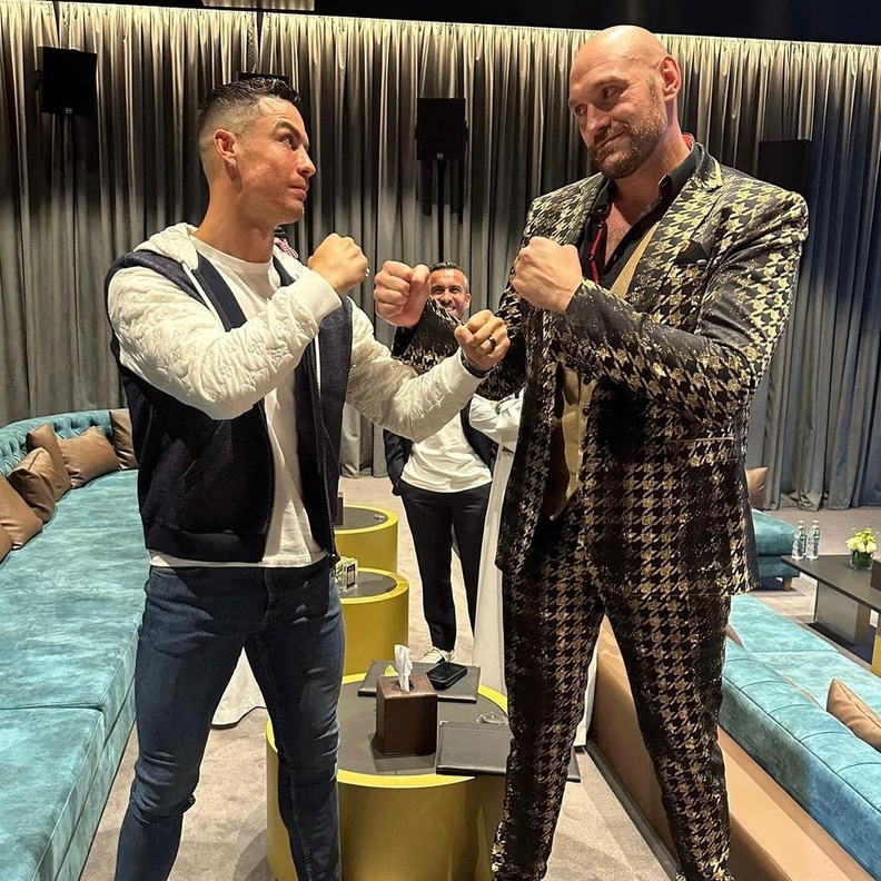 كريستيانو رونالدو وتايسون فيوري