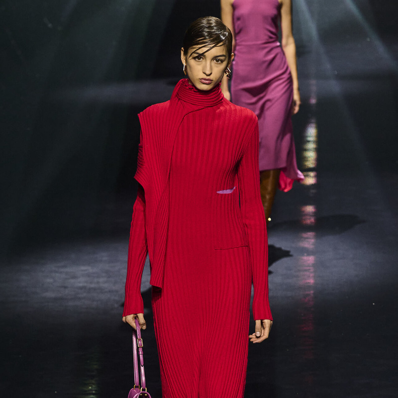 موضة فساتين الصوف المضلعة لشياكتك وأناقتك خلال النهار