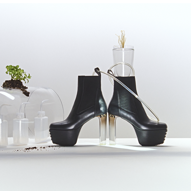 حذاء من "ريك أوينز" RICK OWENS لدى "ليفيل شوز" LEVEL SHOES