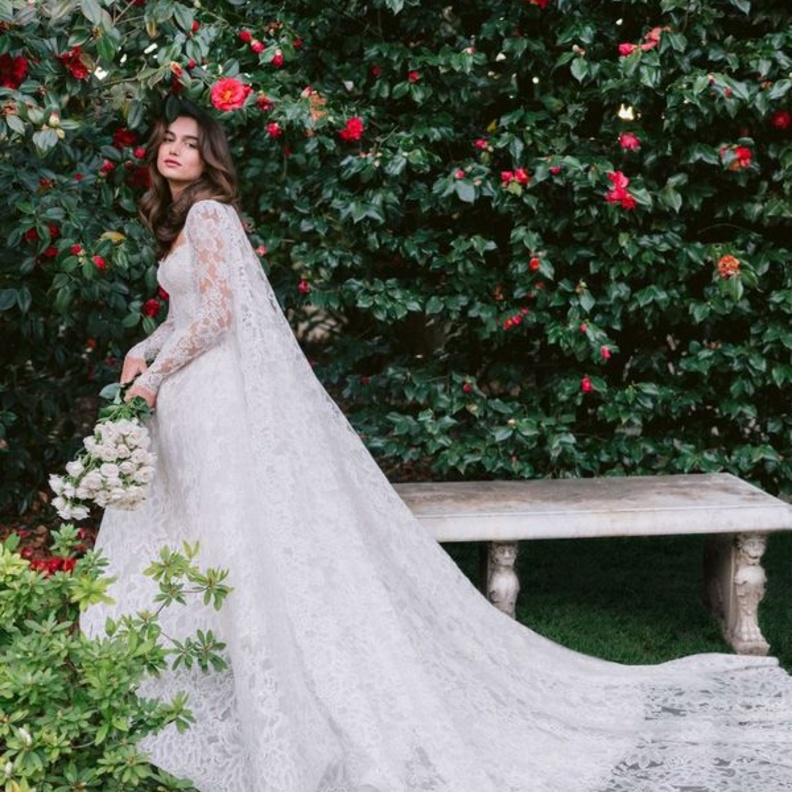 مجموعة اسبوزا بريفا الجديدة لفساتين الزفاف 2024