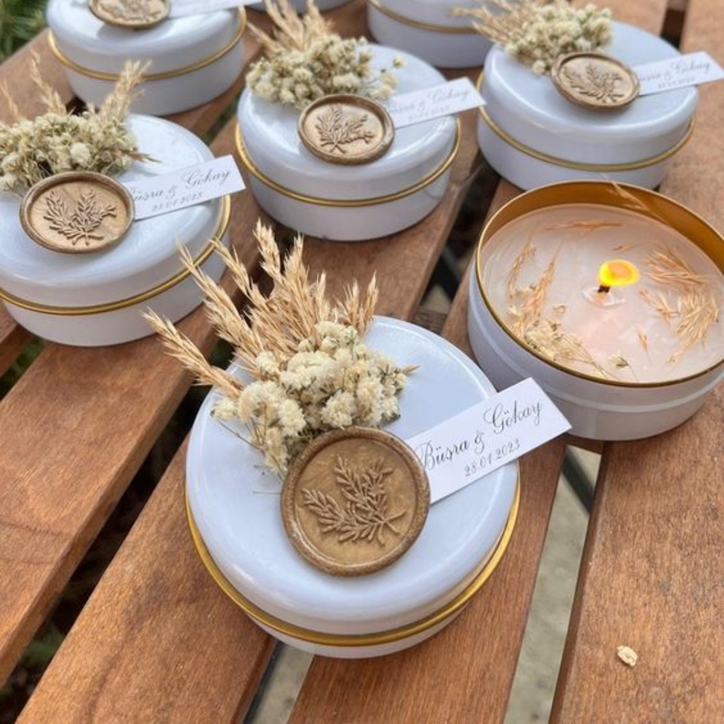 أفكار هدايا مستدامة تتبع ثيم زفاف صديق للبيئة