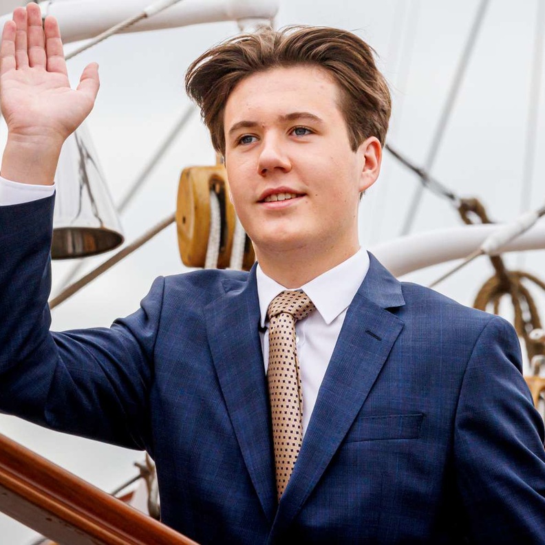 بمناسبة عيد ميلاده 18: أهم الحقائق عن حياة الأمير كريستيان