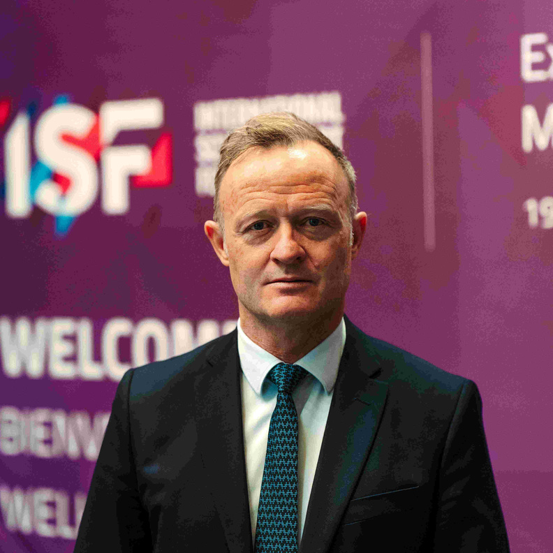 مقابلة صحفية مع ''لوران بيترينكا'' رئيس الاتحاد الدولي للرياضة المدرسية