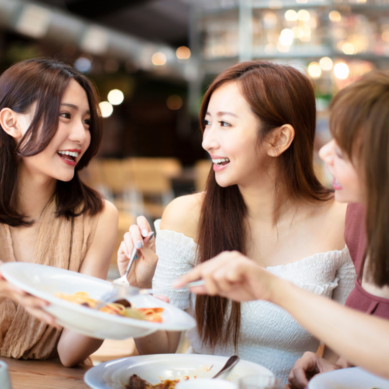 أكلات عالمية تستحق تجربتها خلال عطلة نهاية الأسبوع الحالية