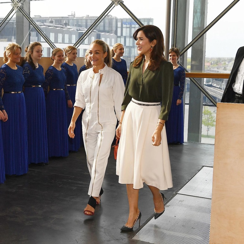 الأميرة ماري Mary Crown Princess of Denmark وصناعة الأزياء الصديقة للبيئة (2)