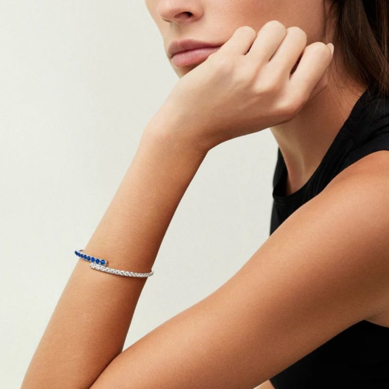 سوار ناعم مرصع بالياقوت والألماس من ميليسا كاي Melissa Kaye 