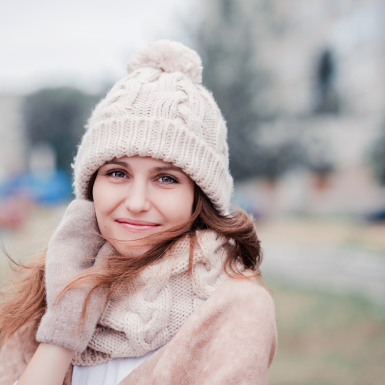 أبرز النصائح وأفضل الأطعمة للمحافظة على صحة الجلد والشعر في فصل الشتاء...لا تفوتك
