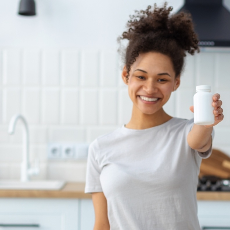 فوائد وأضرار فيتامين ب المُركَب على صحتكِ