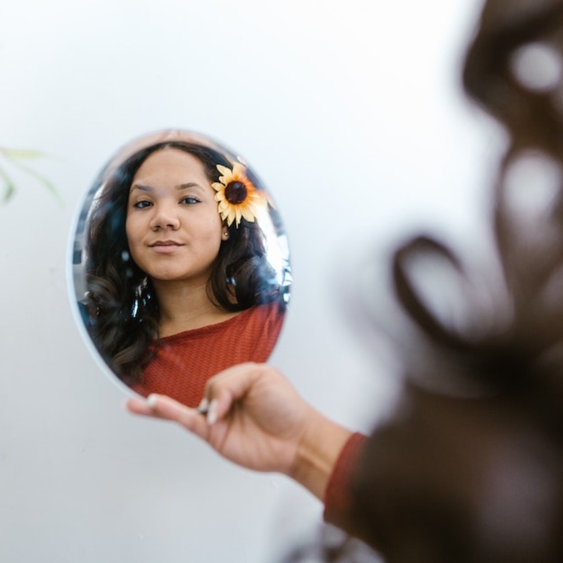 كيفية تقبل العيوب الشخصية وطريقة التعايش معها؟.. 7 نصائح