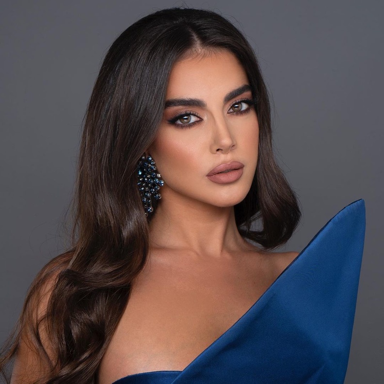 اطلالات مكياج مايا أبو الحسن في مسابقة ملكة جمال الكون