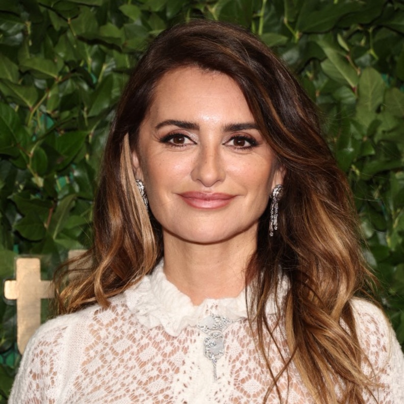 أجمل إطلالات النجمات في حفل Annual Gotham Awards ..تعلمي منهن صيحات جمالية لا تزول