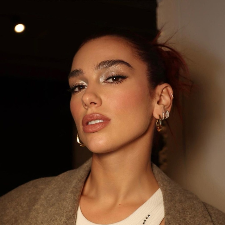 أنثري لمسة من الدراما لمكياجك في عيد الإتحاد مع هذه المستحضرات الجديدة