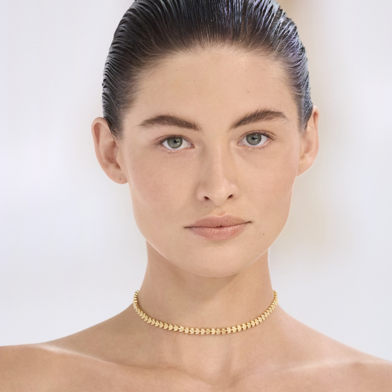 لصاحبات الجفون الناعسة والمترهلة..إليك طرق تحسينها تجميلياً