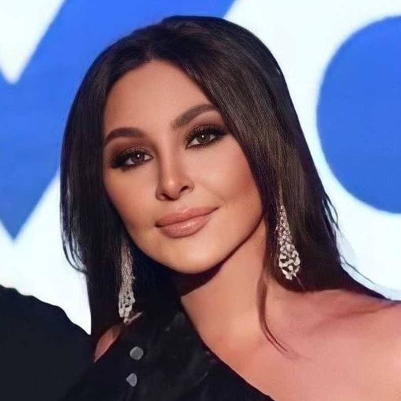 رسمات المكياج الترابي تلهمك بها إليسا تزامناً مع مشاركتها في "هي هب" أهم حدث للجمال والموضة