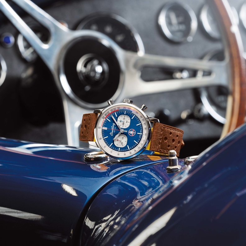 بريتلينغ تقدم تحفةٌ كلاسيكية مُفعمةٌ بالقوة.. توربيون توب تايم كلاسيك كارز