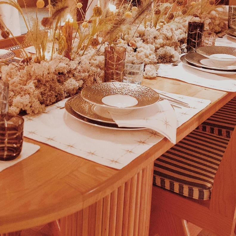 مطعم "سموير" في الدرعية يتيح لزواره رحلة استثنائية لمشاهدة أبرز المنتجات الفريدة والمصنوعة يدويا من منصة Manse