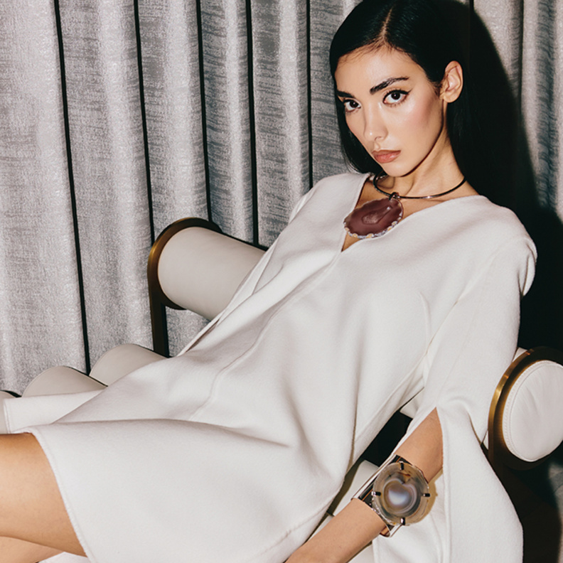 جلسة تصويرية خاصة بـ"هي" ودار مايكل كورس بعنوان " أيقونة خالدة"