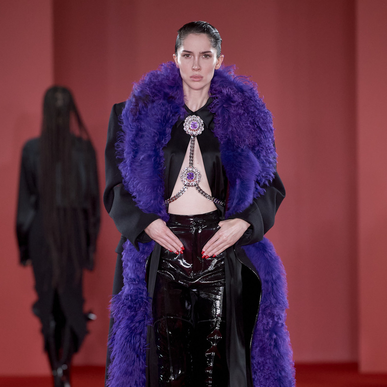 أفضل الإكسسوارات لإضفاء جمال على إطلالات الشتاء