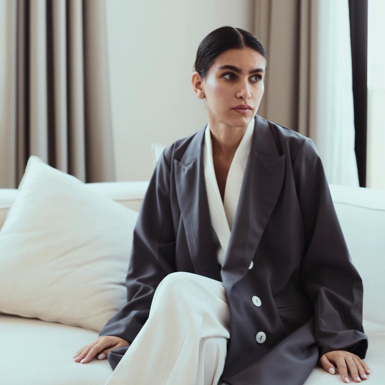 أفضل شركات الأزياء العربية المحلية لدعم الموضة المحلية في موسم الشتاء