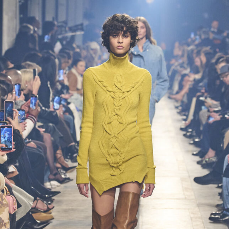 إطلالة من Isabel Marant