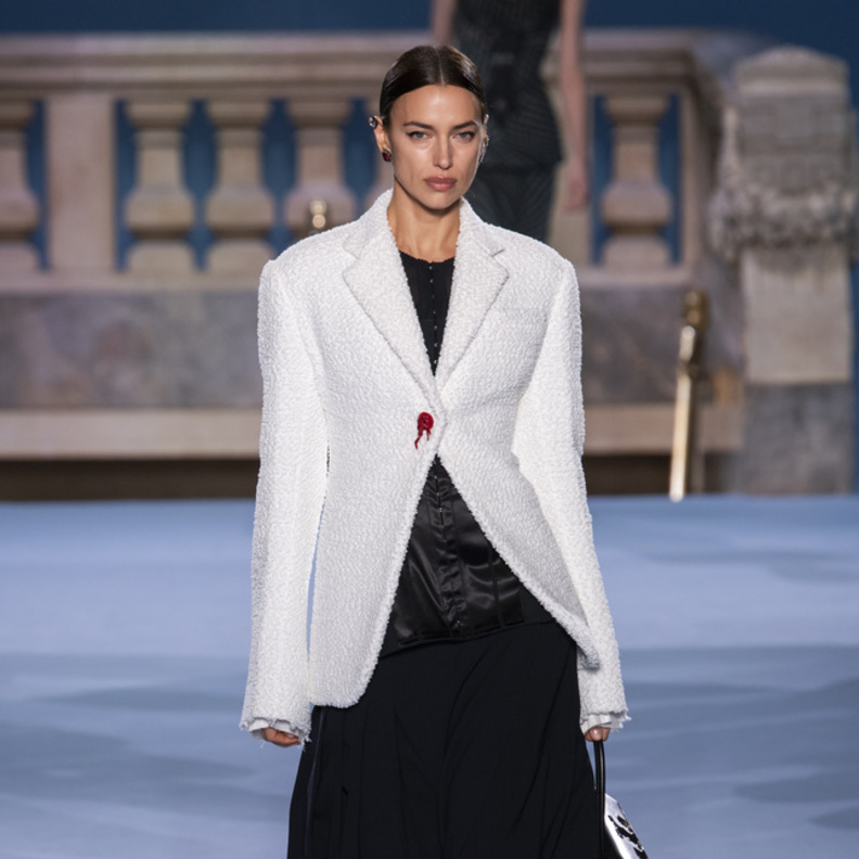 إطلالة من Tory Burch