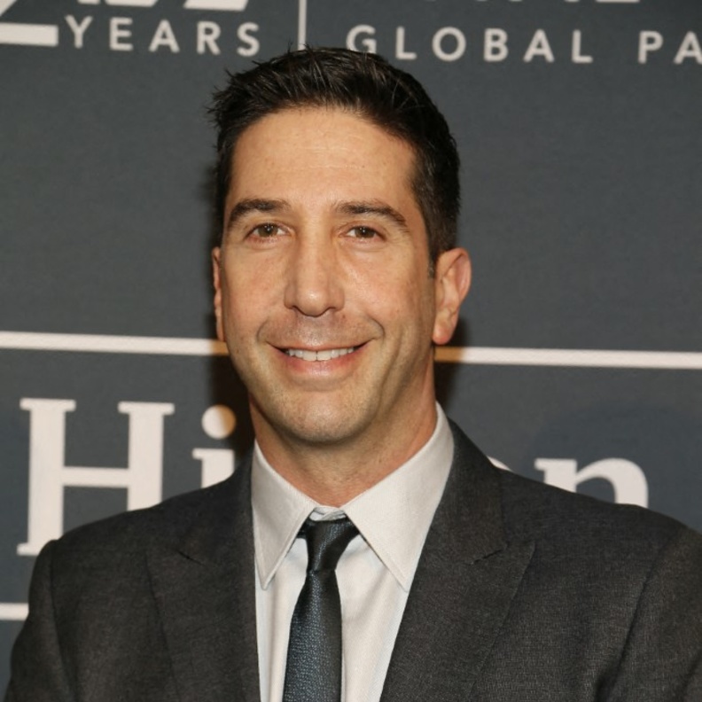 بجانب "Friends".. إليكم أشهر أعمال النجم ديفيد شويمر التي ندعوكم لمشاهدتها في عيد ميلاده