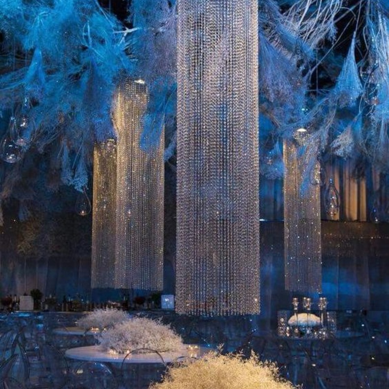 يشكل اللون الأزرق الجليدي وموسم الشتاء ثنائياً رائعاً