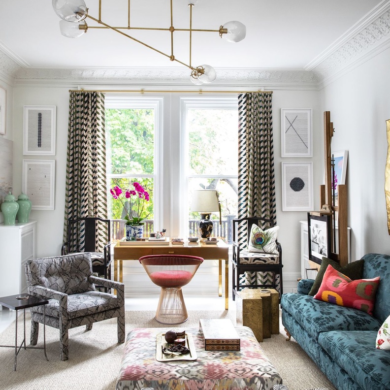 أفكار لتحديث مساحة العمل أو مكتبك المنزلي بأثاث جديد