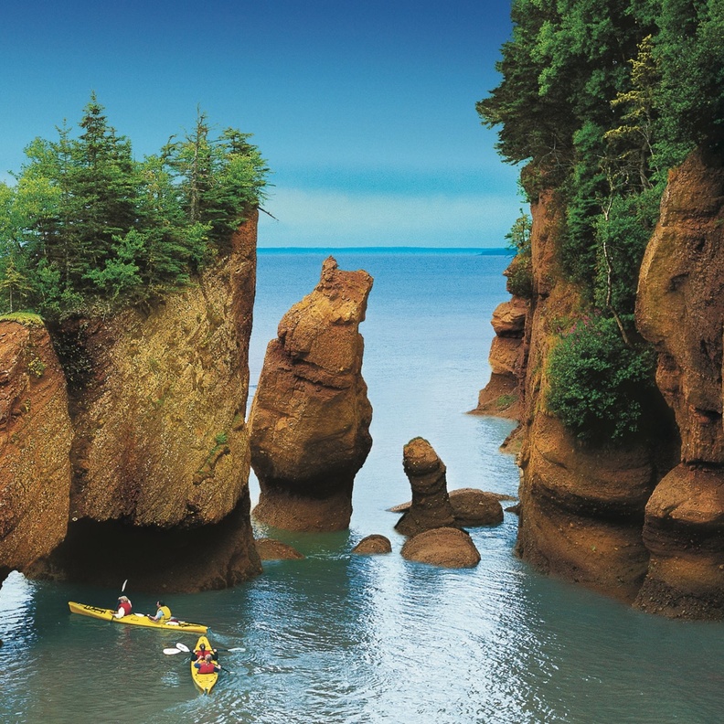 أقواس صخور هوبويل Hopewell Rocks، كندا