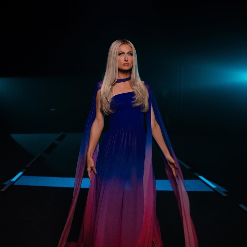 باريس هيلتون 