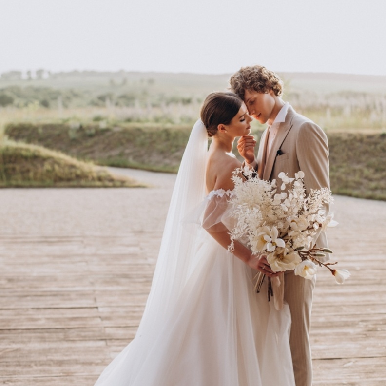 بعض الخطوات البسيطة للتخطيط لحفل زفاف الأحلام