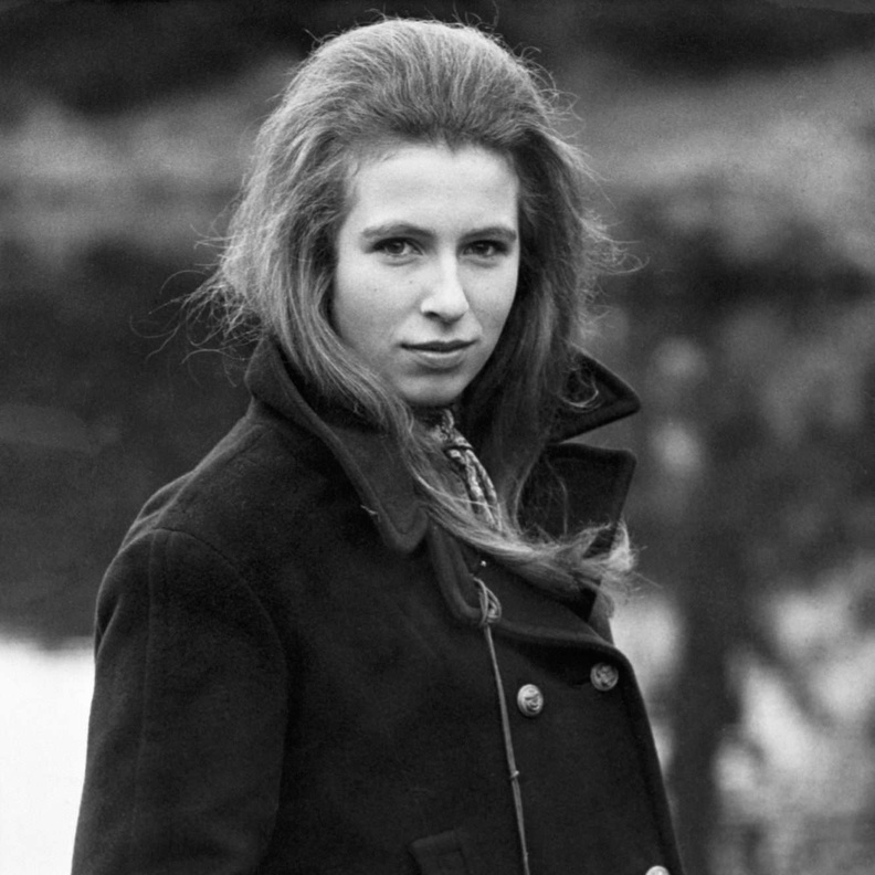 تعشق حياة الفروسية..لمحة عن حياة الأميرة آن الأخت الوحيدة للملك تشارلز