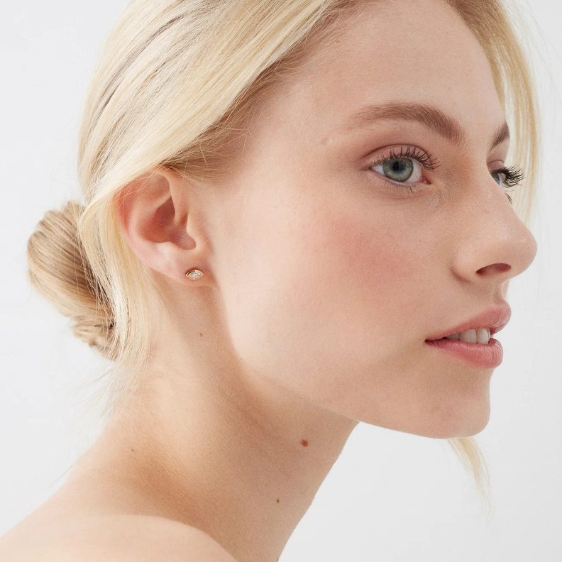 أجمل موديلات أقراط ناعمة لأناقتك اليومية في 2024