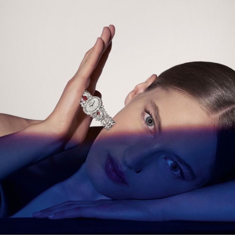 ساعات يد ذهب راقية لجميع إطلالاتك الشتوية من موضة عام 2024