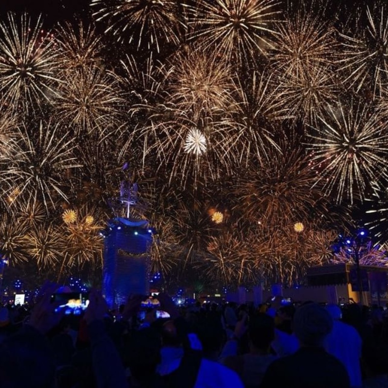 تجارب ترفيهية متنوعة في احتفال مهرجان الشيخ زايد بالعام الجديد 2024