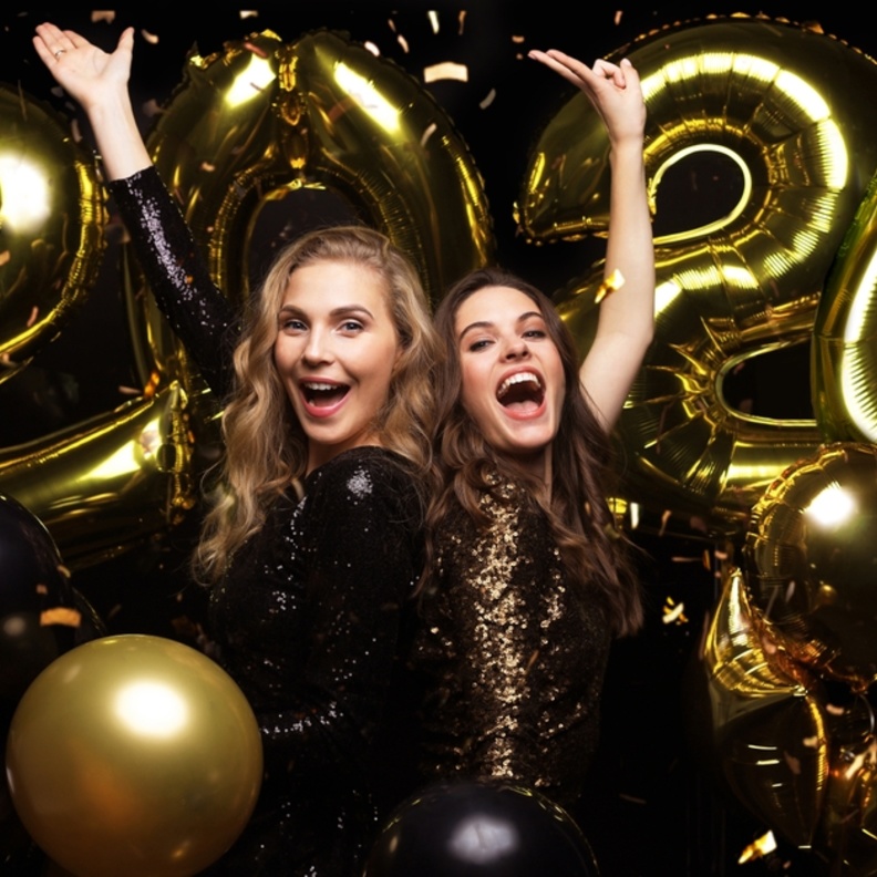 عروض المطاعم المميزة بمناسبة عيدي الميلاد ورأس السنة