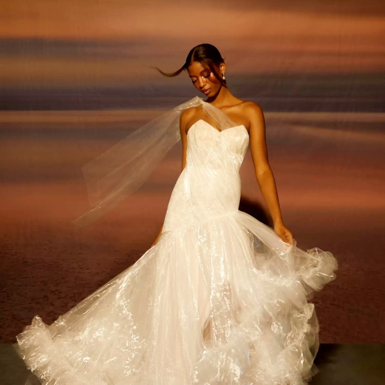 أبرز 10 موديلات فساتين زفاف لعام 2023